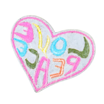 Desene animate 1buc Culori Scrisoare Pace Inima Dragoste Aplicatii Brodate Patch-uri de Fier Pe Tesatura Autocolante DIY Accesorii de Îmbrăcăminte