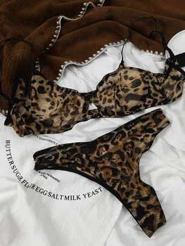 Leopard de Imprimare ochiurilor de Plasă Pur Slim Lenjerie Tanga Sexy Underwire Sutien Femei de Mari Dimensiuni Bralette cu Pantaloni de Costum