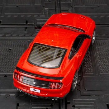 2018 Mustang GT 1:34 turnat sub presiune din Aliaj Model de Masina in Miniatura Supercar Metal Vehicul de Colectie Ziua de nastere, Cadouri Rosii Băieți Jucării de Crăciun