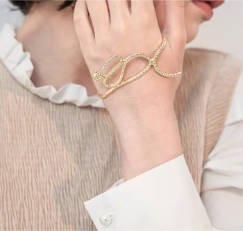 2021 tendință în formă de Șarpe de mână mână ornamente simple brățări pe mână pentru femei bijuterii de moda (5pcs de transport gratuit)