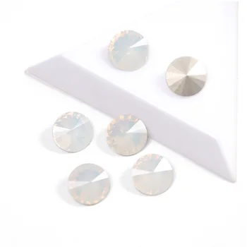 YANRUO 1122 K9 Sclipici Pietre de Sticlă Rivoil Forma Alb Opal de Culoare PointBack Stone 3D Face Bijuterii Margele DIY Unghii Gem